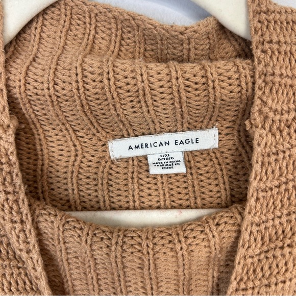 American Eagle Tan Beige Cowl Neck Knit Oversized Sweater Women’s Size Large/XL - Picture 3 of 6